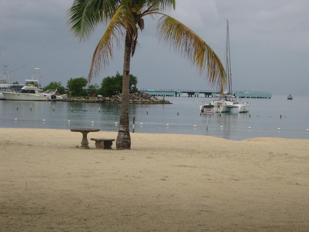 Marchabell By The Sea E22 Ocho Rios Quarto foto