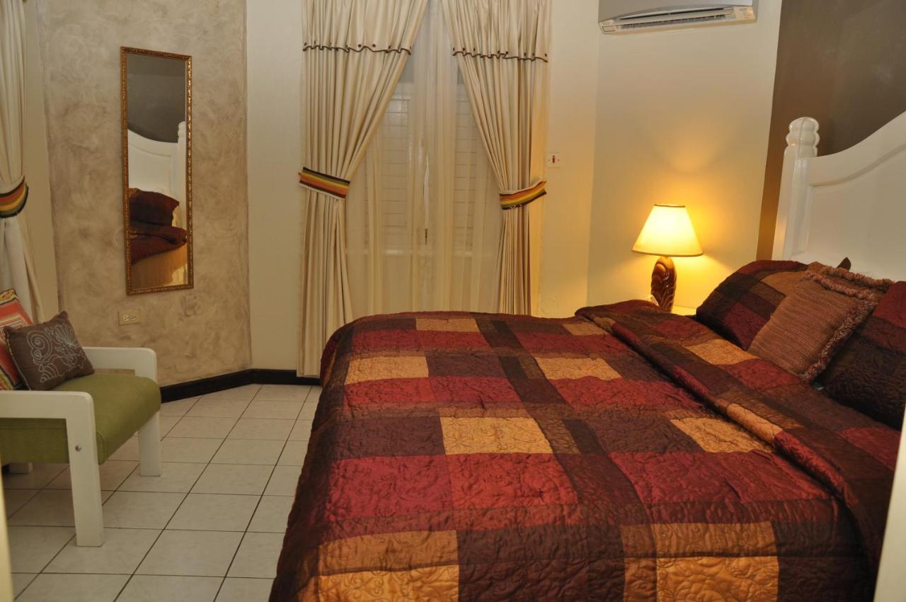Marchabell By The Sea E22 Ocho Rios Quarto foto